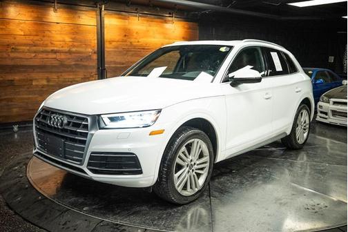 2018 Audi Q5 2.0T Premium Plus
