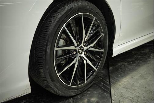 White 2023 Toyota Camry SE