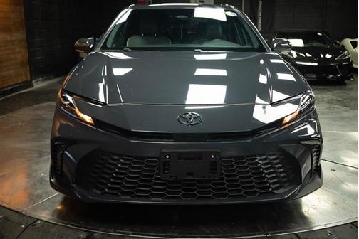 Black 2025 Toyota Camry SE
