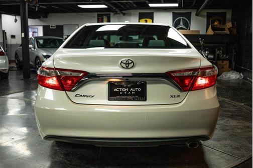 2015 Toyota Camry XLE