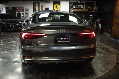 Daytona Gray Pearl Effect 2018 Audi S5 3.0T Prestige