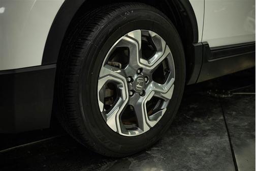 White 2019 Honda CR-V EX-L