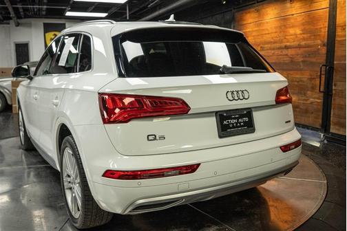 2019 Audi Q5 2.0T Premium Plus
