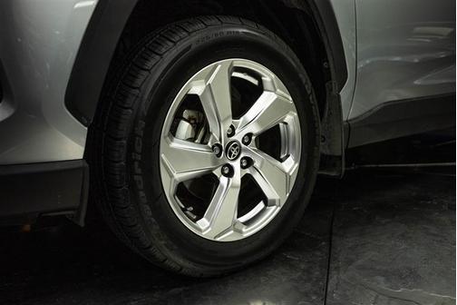 2021 Toyota RAV4 Hybrid XLE Premium