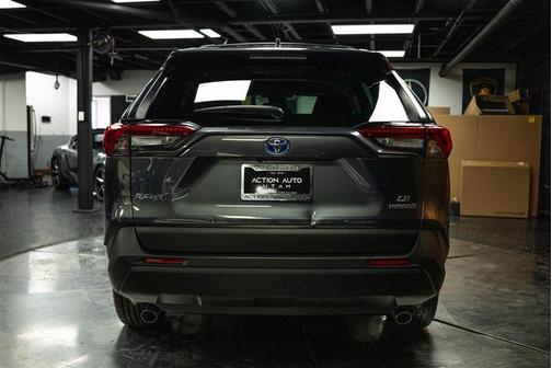 2021 Toyota RAV4 Hybrid LE