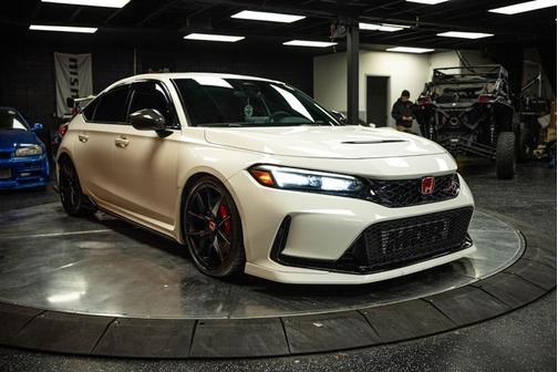 2023 Honda Civic Type R Base