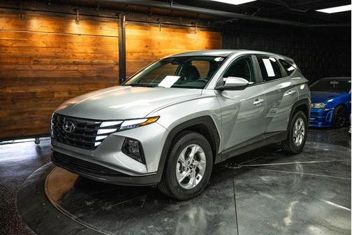 2023 Hyundai TUCSON SE