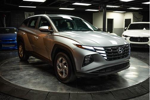 2023 Hyundai TUCSON SE