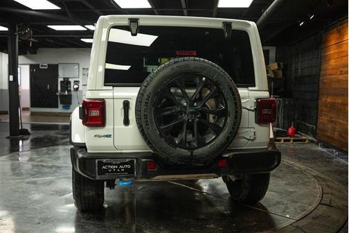 2024 Jeep Wrangler 4xe Sahara