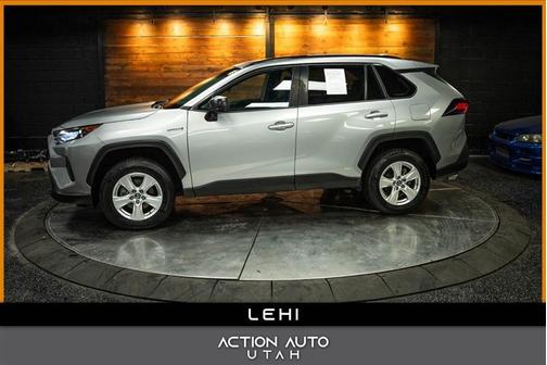 2020 Toyota RAV4 Hybrid LE