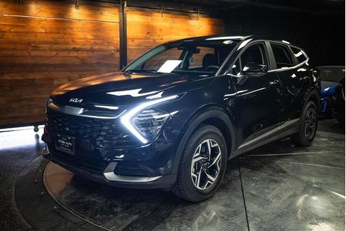 Black 2024 Kia Sportage LX