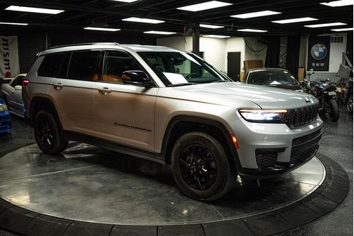 2024 Jeep Grand Cherokee L Laredo