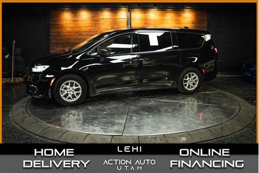 Black 2024 Chrysler Pacifica Touring-L