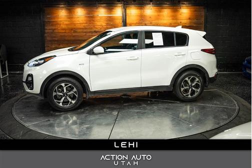 2022 Kia Sportage LX