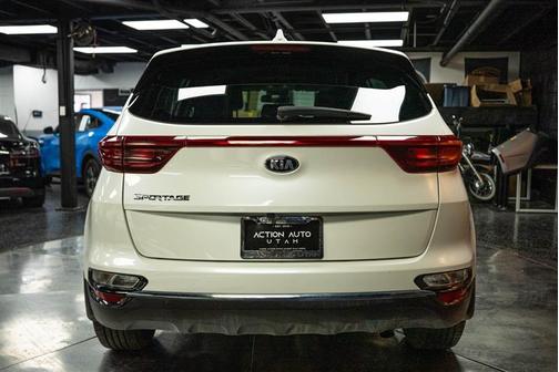 2022 Kia Sportage LX