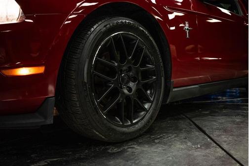 2012 Ford Mustang V6