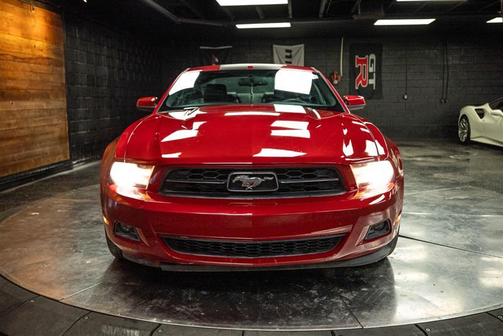 2012 Ford Mustang V6