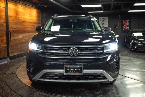 2022 Volkswagen Atlas 3.6L SE w/Technology