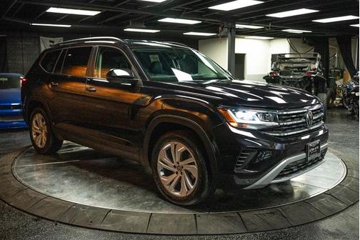 2022 Volkswagen Atlas 3.6L SE w/Technology