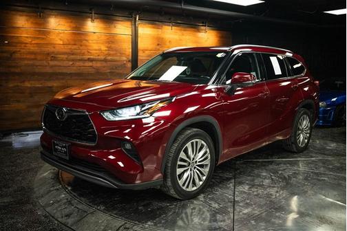 Red 2022 Toyota Highlander Platinum