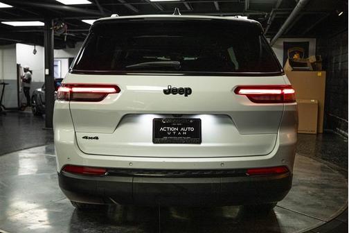 2024 Jeep Grand Cherokee L Laredo