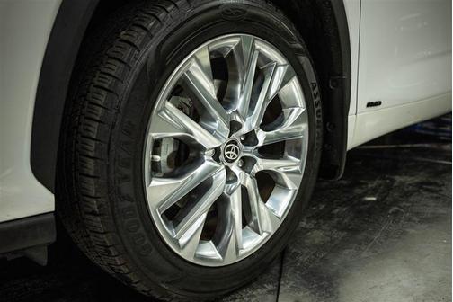 2023 Toyota Highlander Hybrid Limited