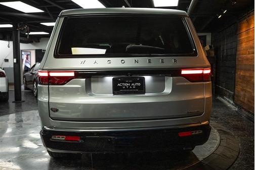 2022 Jeep Wagoneer Series II