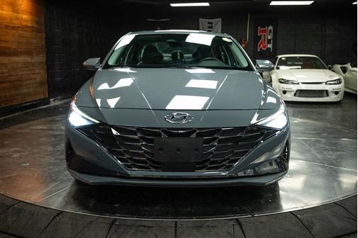 2022 Hyundai ELANTRA HEV Limited