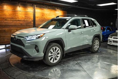 2022 Toyota RAV4 XLE Premium