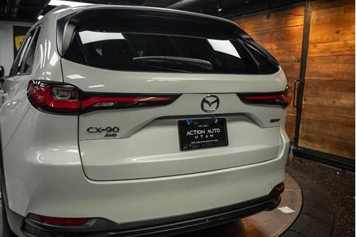 2024 Mazda CX-90 SE