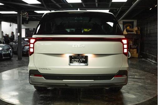 2026 Kia Carnival LXS