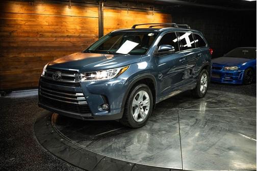 2017 Toyota Highlander Limited