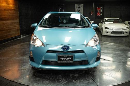 2014 Toyota Prius c ONE/THREE/TWO/FOUR
