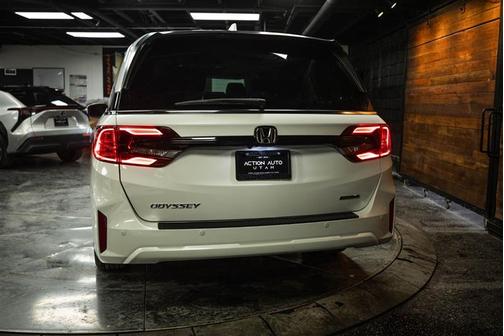 2025 Honda Odyssey Touring