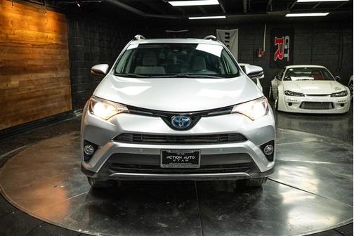 2016 Toyota RAV4 Hybrid XLE