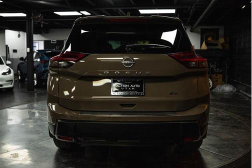 2024 Nissan Rogue SV