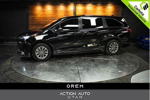 2021 Toyota Sienna XLE