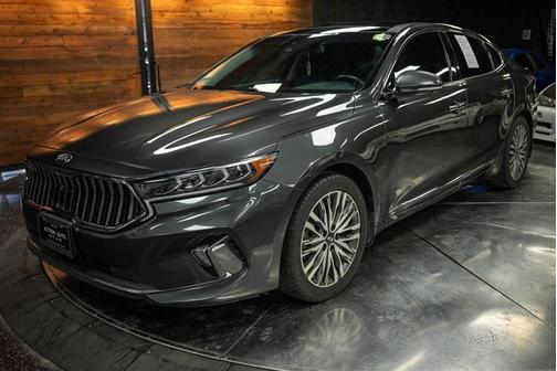2020 Kia Cadenza Technology