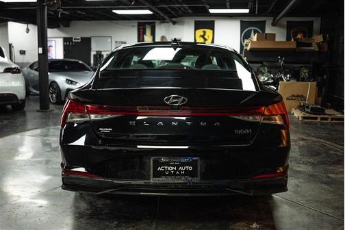 2023 Hyundai ELANTRA HEV Limited