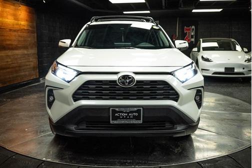 2022 Toyota RAV4 XLE Premium