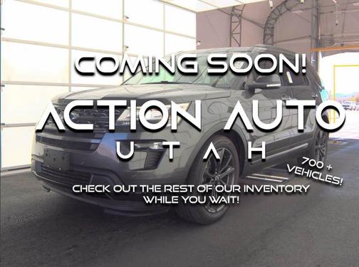Gray 2019 Ford Explorer XLT