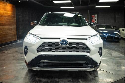 2019 Toyota RAV4 Hybrid XSE