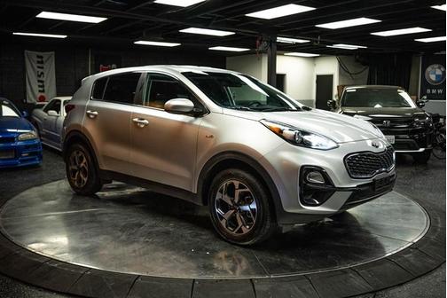 2022 Kia Sportage LX