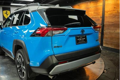 2019 Toyota RAV4 Adventure