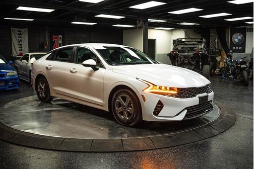 2023 Kia K5 LXS