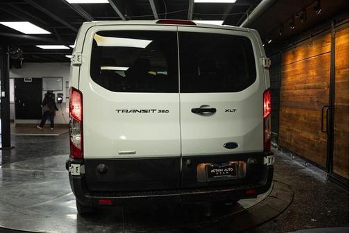 2024 Ford Transit-350 XLT