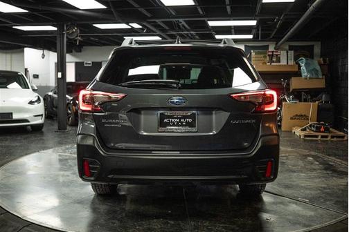 2022 Subaru Outback Premium