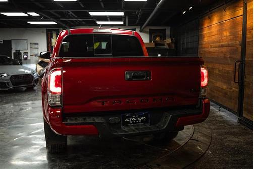 2021 Toyota Tacoma TRD Sport