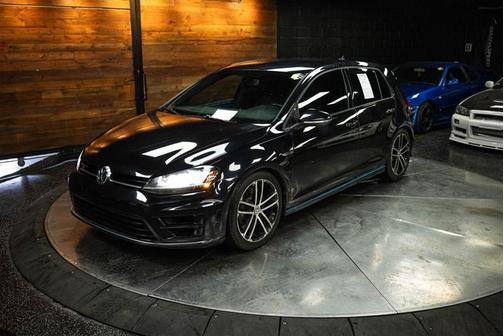 2016 Volkswagen Golf R 4-Door