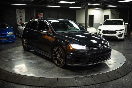 2016 Volkswagen Golf R 4-Door